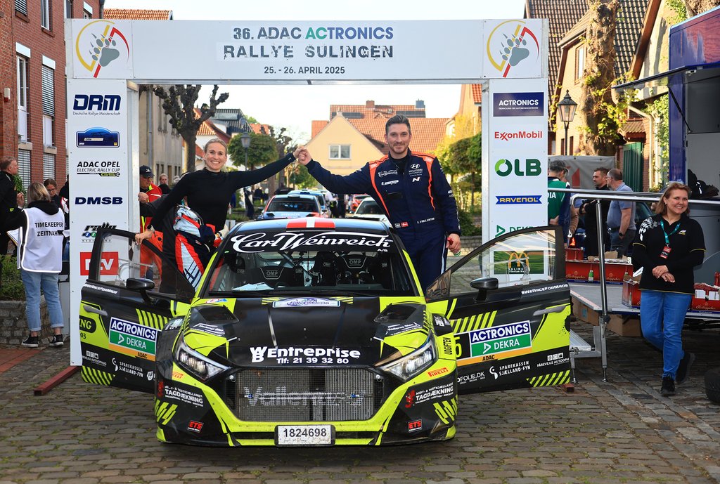 Simon Vallentin og Line Lykke Jensen fulgte deres tyske og hollandske konkurrenter til dørs i den hurtige RC2-klasse og sluttede på en generel fjerdeplads i Sulingen-rallyet
(Foto: Sascha Dörrenbächer)